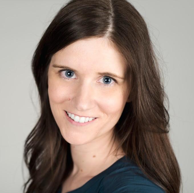 Ashley Henshaw, Travel Writer