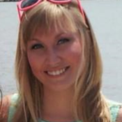 Courtni Berghoefer, Travel Writer