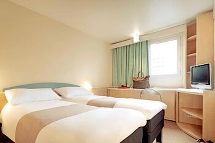 Hampton by Hilton Spokane photo collage