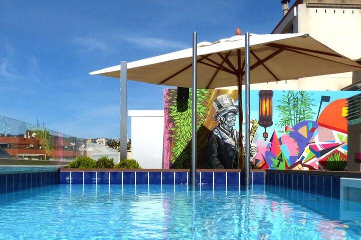 Sercotel Amister Art Hotel photo collage