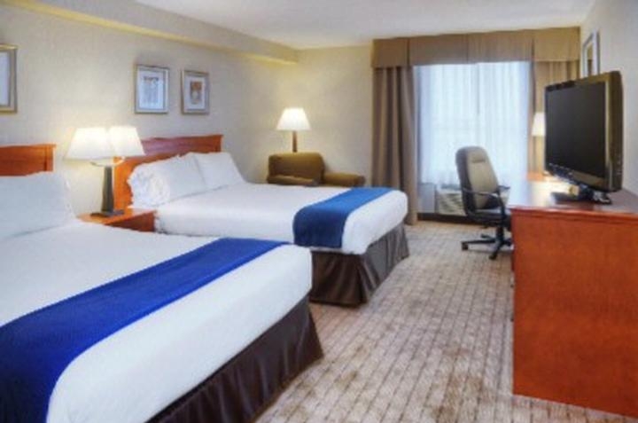 Holiday Inn Express Toronto North York by IHG photo collage
