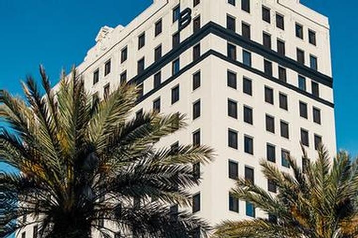 Hampton Inn & Suites New Orleans Canal St. French Quarter photo collage