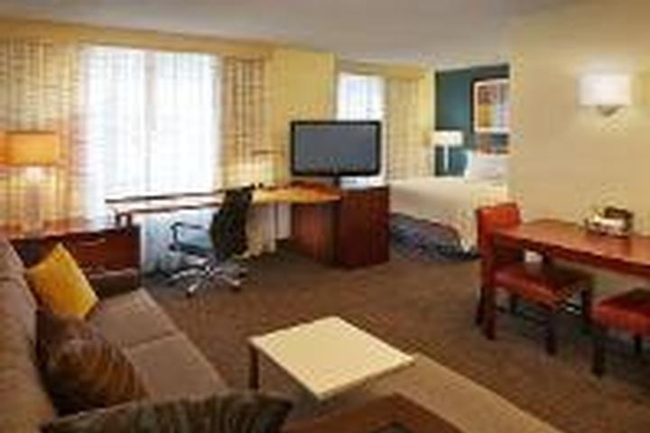 Residence Inn by Marriott Philadelphia Conshohocken photo collage