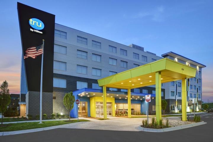 TRU by Hilton Troy Detroit photo collage