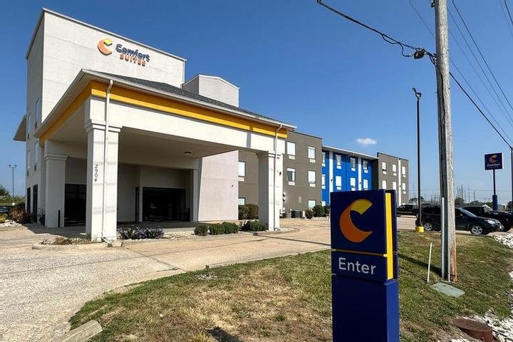 Comfort Suites photo collage