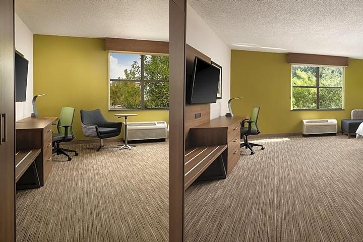Holiday Inn Express & Suites Irving Dfw Airport North photo collage