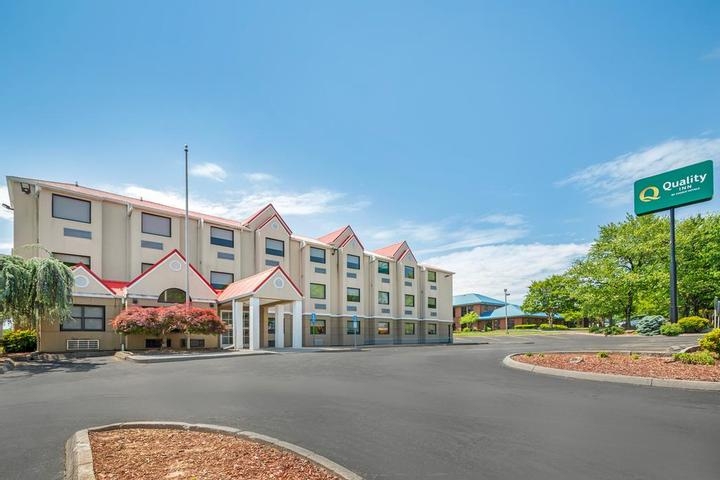 Quality Inn photo collage