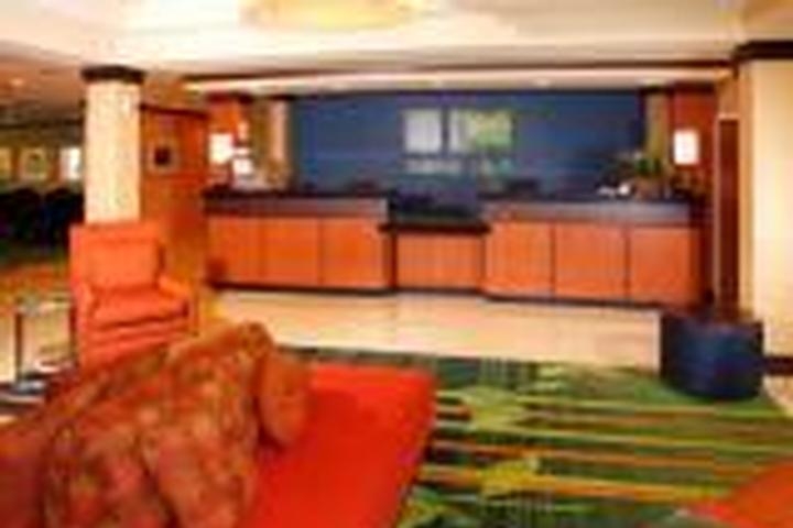 Fairfield Inn & Suites by Marriott Madison East photo collage