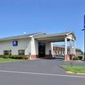 Exterior of Americas Best Value Inn