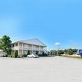 Exterior of Americas Best Value Inn Austinburg