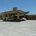 Exterior of Americas Best Value Inn Bishop Kingsville