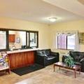 Image of Americas Best Value Inn Livonia Detroit