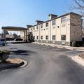 Exterior of Americas Best Value Inn & Suites University Ave
