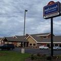 Exterior of Americinn by Wyndham New London