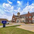Exterior of Americinn by Wyndham Pella