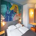 Exterior of B & b Hotel Hannover Lahe