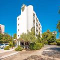 Exterior of B&B HOTEL Hyères