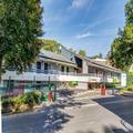 Photo of B&B Hotel Louveciennes