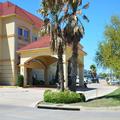 Exterior of Baymont by Wyndham Brenham