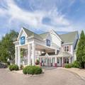 Photo of Baymont by Wyndham Waunakee
