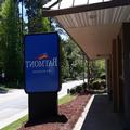 Exterior of Baymont by Wyndham Williamsburg