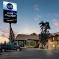 Exterior of Best Western Bridgeview Hotel