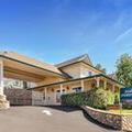 Photo of Best Western Cedar Inn & Suites