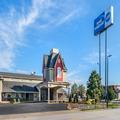 Photo of Best Western Green Tree Inn