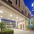 Exterior of Best Western Pasadena Royale Inn & Suites