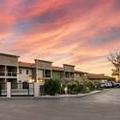 Exterior of Best Western Plus Lake Front Hotel