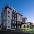 Exterior of Best Western PlusÂ Lakeland