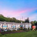 Exterior of Best Western Plus New England Inn & Suites