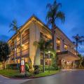Exterior of Best Western Plus Orange County Airport North