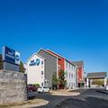Exterior of Best Western Worlds of Fun Inn & Suites