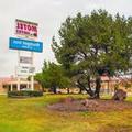 Exterior of Budget Inn and Suites