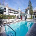 Exterior of Castle Inn and Suites