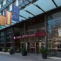 Exterior of Catalonia Gran Hotel Verdi