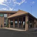 Exterior of Christopher Inn and Suites