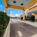 Exterior of Clarion Pointe New Bern