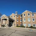 Photo of Cobblestone Hotel & Suites - Hutchinson