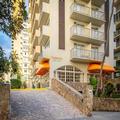 Photo of Coconut Waikiki Hotel