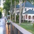Exterior of Colonial Inn in Harbor Springs