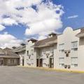 Image of Colonial Square Inn & Suites
