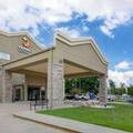 Exterior of Comfort Inn & Suites Covington Louisiana