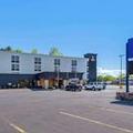 Exterior of Comfort Inn & Suites Liverpool - Syracuse North