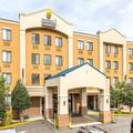 Exterior of Comfort Inn & Suites Meriden East