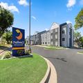 Exterior of Comfort Inn & Suites Olathe