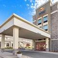 Exterior of Comfort Inn & Suites West Medical Center