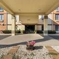 Exterior of Comfort Inn & Suites near Tinley Park Amphitheater