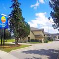 Exterior of Comfort Inn Toronto North